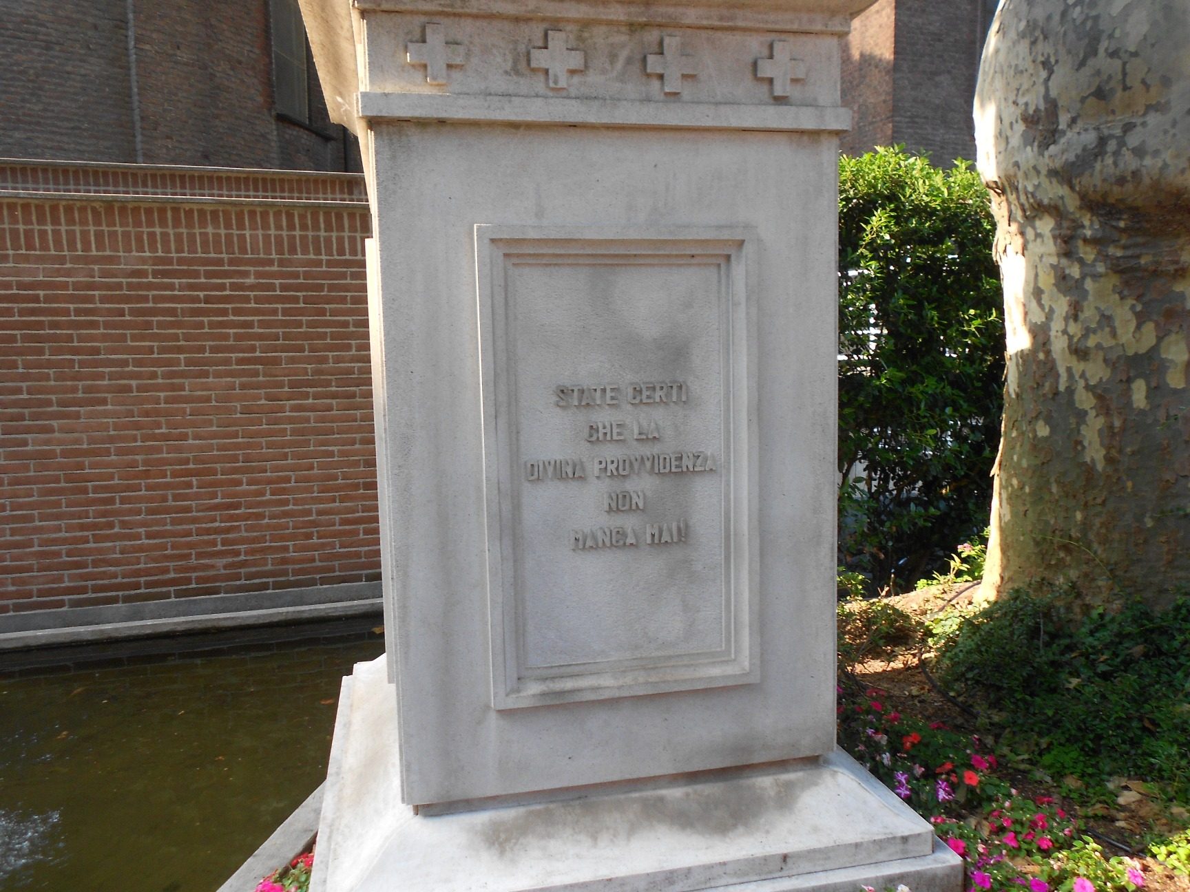 Giuseppe Benedetto Cottolengo's monument, Piccola Casa della Divina Provvidenza, Turin - 05.jpg